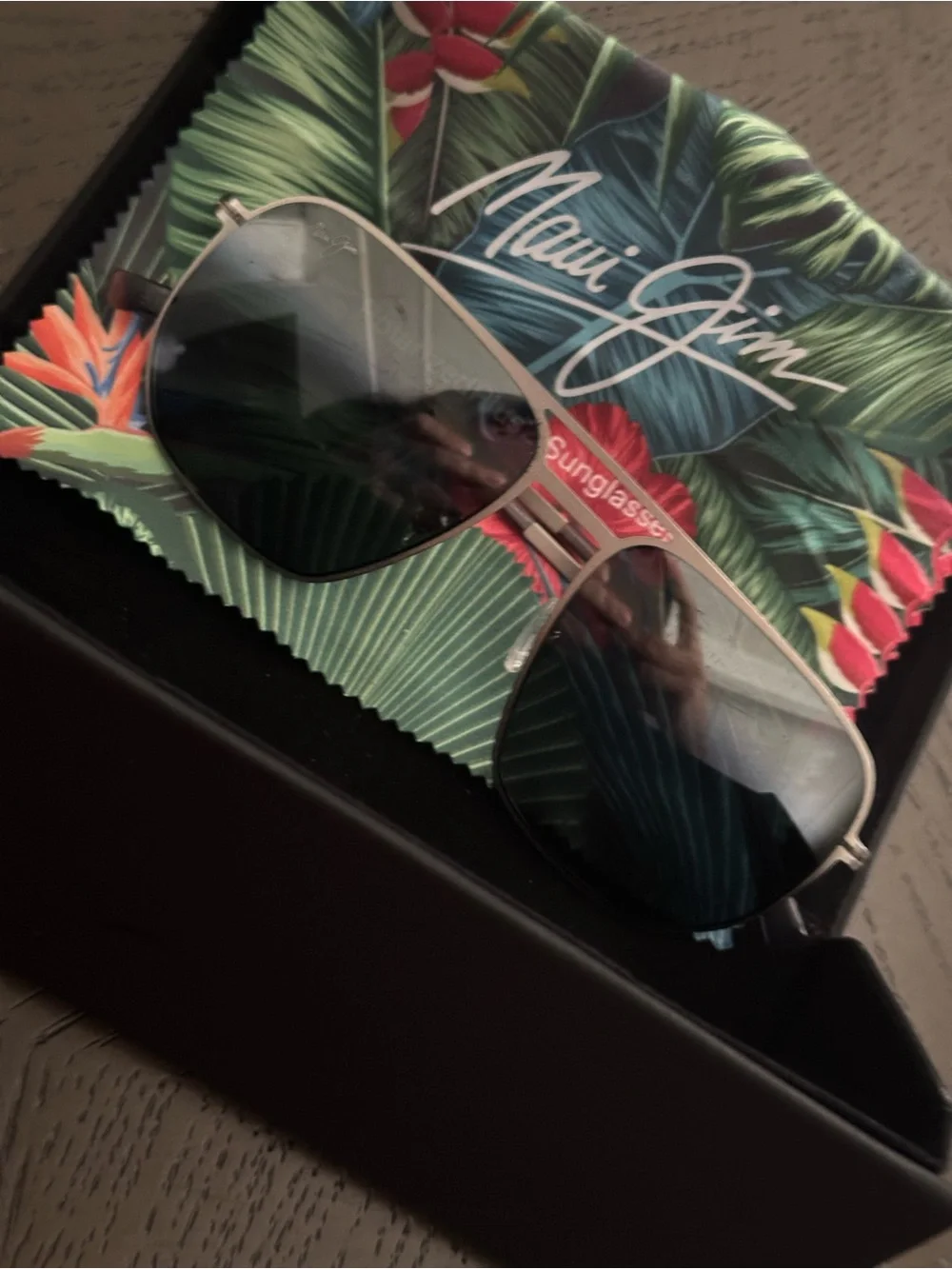 Maui Jim Sharks Cove Silver Aviator Sunglasses with Dark Green Lenses